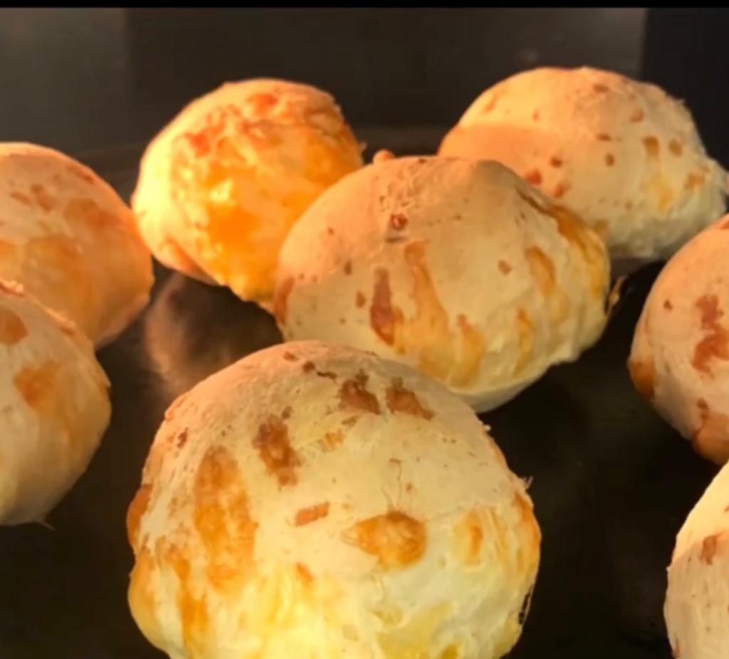 Milla's Puffs Gluten Free Brazilian Cheese Bread-Original Dinner Roll - FREEZER TO OVEN